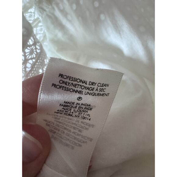 Alice & Olivia White Eyelet Mini Dress Lined Sz 8 - Picture 9 of 9